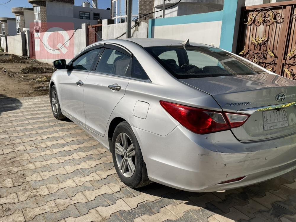 هیوندای سۆناتا